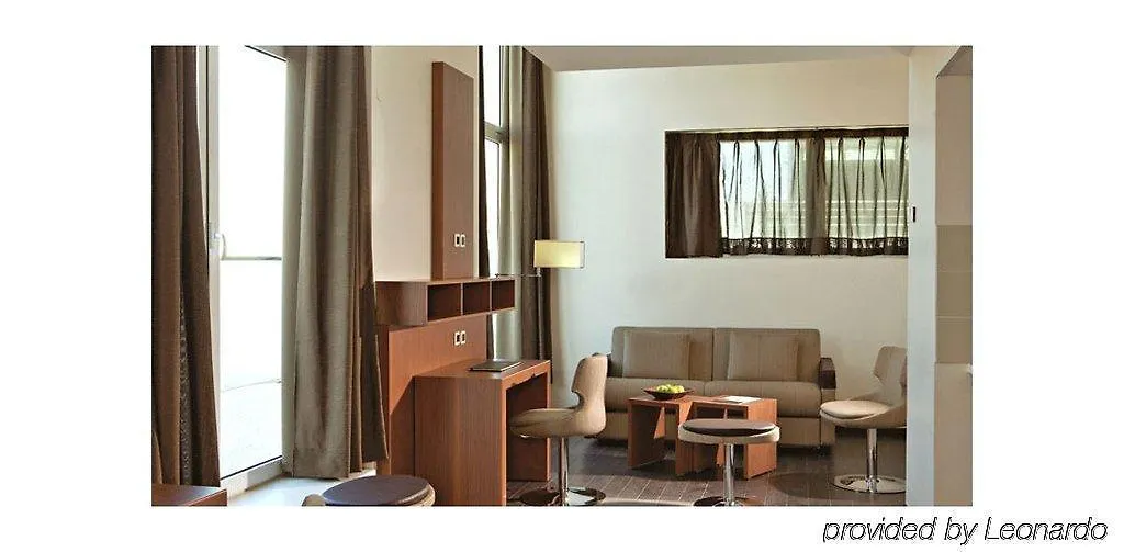 Appart’city Confort Grande Bibliothèque Aparthotel 4*